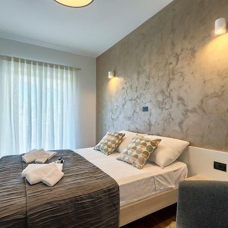 Adriatic Apartments Fažana エクステリア 写真