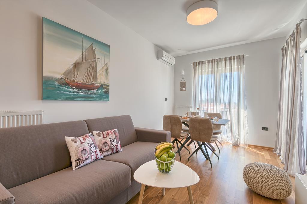 Adriatic Apartments Fažana エクステリア 写真
