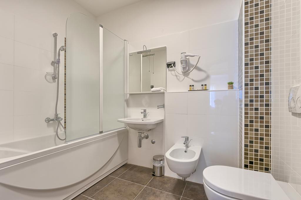 Adriatic Apartments Fažana エクステリア 写真