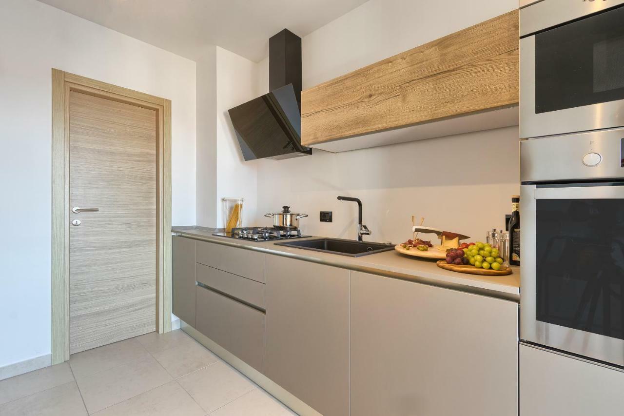 Adriatic Apartments Fažana エクステリア 写真